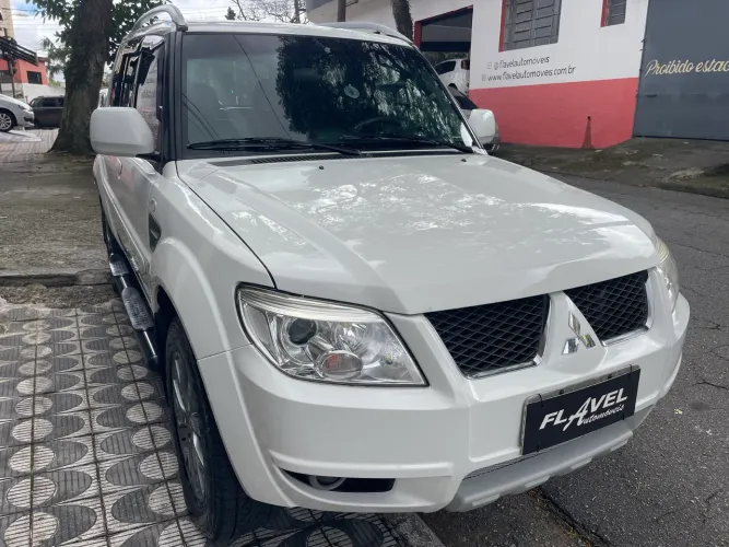Mitsubishi Pajero TR4 2.0/ 2.0 Flex 16V 4X4 Aut. 2014