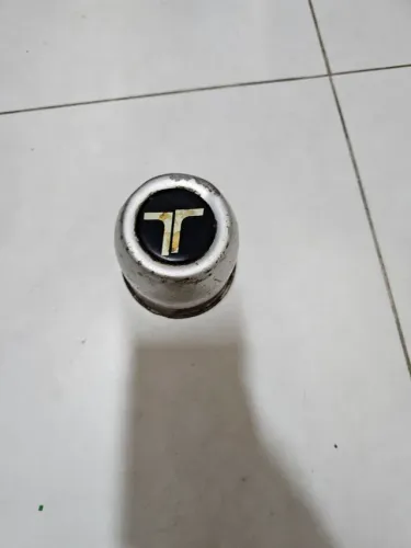 Troller jeep calota central roda usada original 