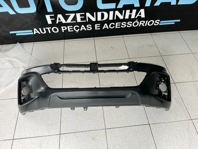 Parachoque Hilux 2018 2019 2020 revo  LUMAX
