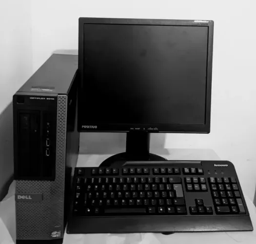 Computador Dell Optiplex Core i3 8gb RAM completo