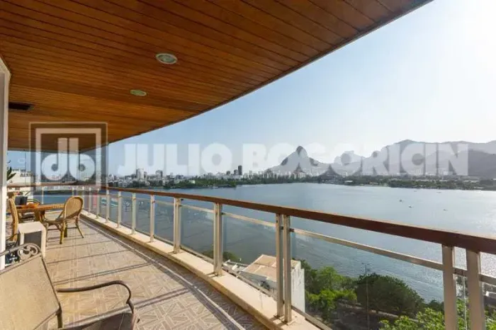Vende-se apartamento Lagoa - 4 quartos - suítes - varandas - 2 vagas - vista lagoa - Crist