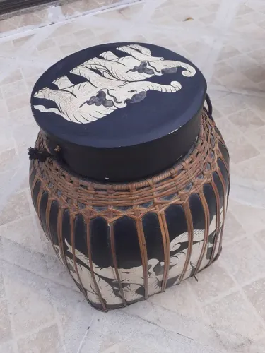 Baú indiano