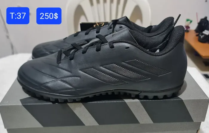 Chuteira society da Adidas Copa original 