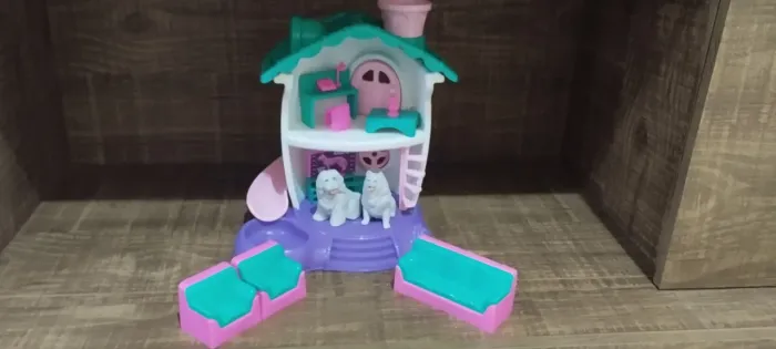 Brinquedo Center Pet Clínica Veterinária Com 2 Cahorros<br>