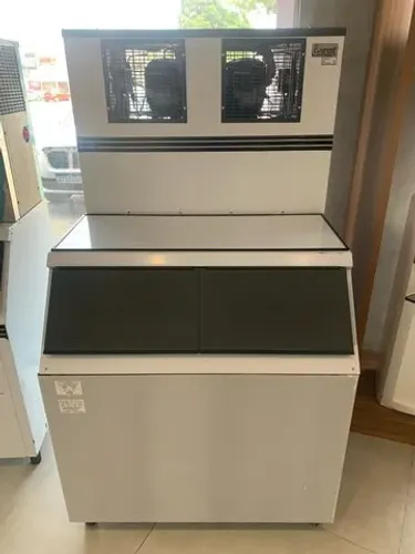 Maquina de Gelo 150/ 250 Kg
