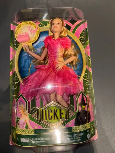 Boneca Glinda Wicked *Contém link do site errado