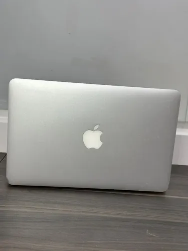 MacBook Air 2011 SEMI NOVO COM GARANTIA LOJA FISICA 