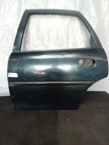 Porta Traseira Esquerda Gm Vectra 1997 a 2005 Verde 