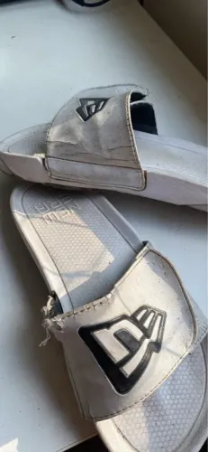 Chinelo New era 