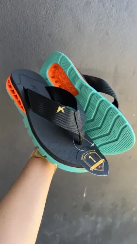 Chinelo Kenner coloridão