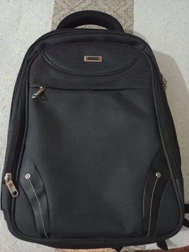 Mochila Executiva Evolution semi nova