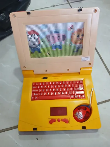Computador de brinquedo para criança 