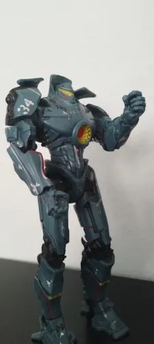 Boneco pacific rim gipsy danger action figure articulado