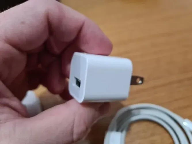 Carregador Apple Original 5W Pino Chato