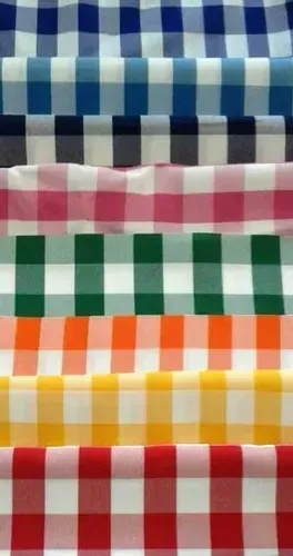Costuramos roupa de cama e mesa sob medida.