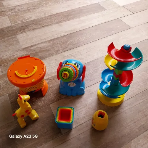 6 Brinquedos diversos