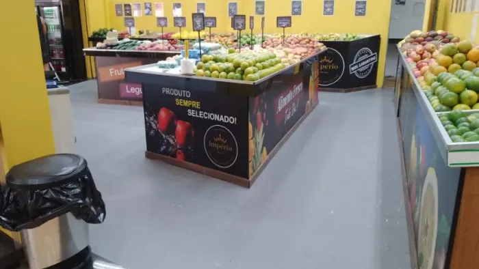 Banca de Hortifruti Personalizada