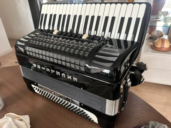 acordeon Excelsior 940 estado de novo, tudo original