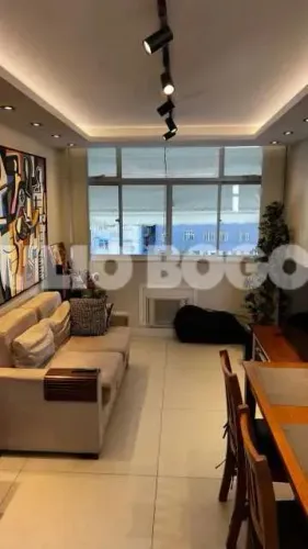 Apartamento : / Residencial / Centro