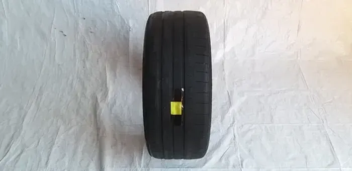 Pneu Continental 255-35-r21 30 De Borracha #007