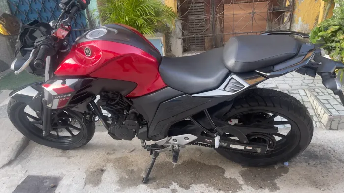 FZ25 FAZER 250cc