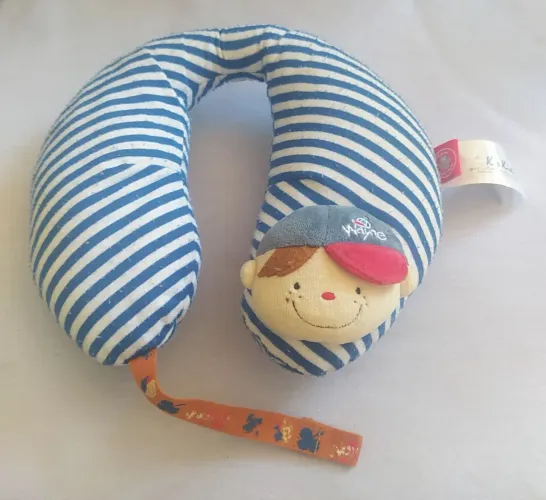 Almofada Neném Protetor de Pescoço com Prendedor de Chupeta Wayne Azul K's Kids. 