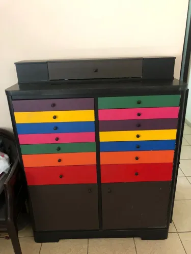 Armario Colorido estilo moderno