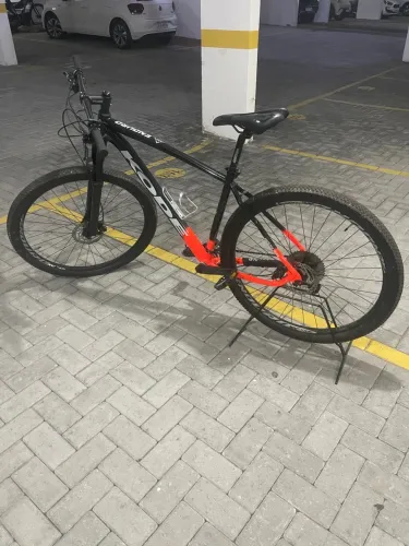 Bike Aro 29 com Câmbio Shimano Deore
