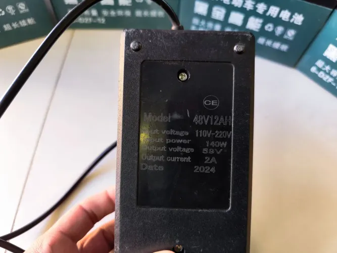 Carregador scooter bike elétrica 