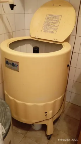 Vendo lavadoura de roupa muller