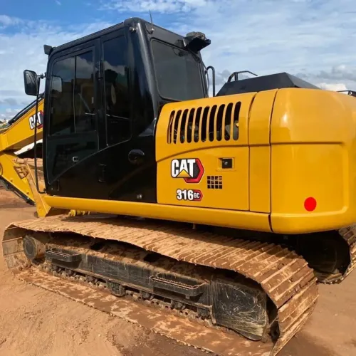 ESCAVADEIRA CATERPILLAR 2024