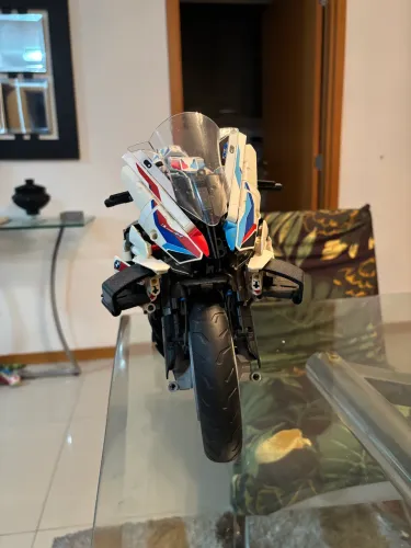 Lego BMW 1000rr original (1920 peças) montado!