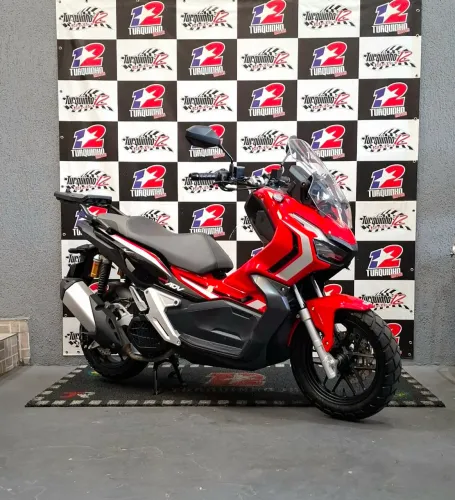 Honda Adv ano 2023 Único dono 17.000 km 