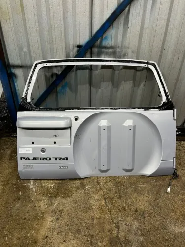 Tampa Traseira Pajero TR4 - RS Auto Peças
