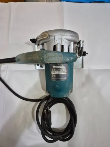 Serra mármore Makita 4100 NS 127V  usada