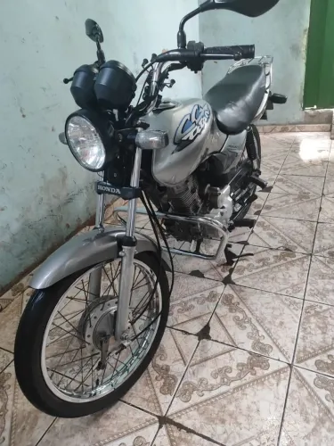 Vende-se essa moto ks
