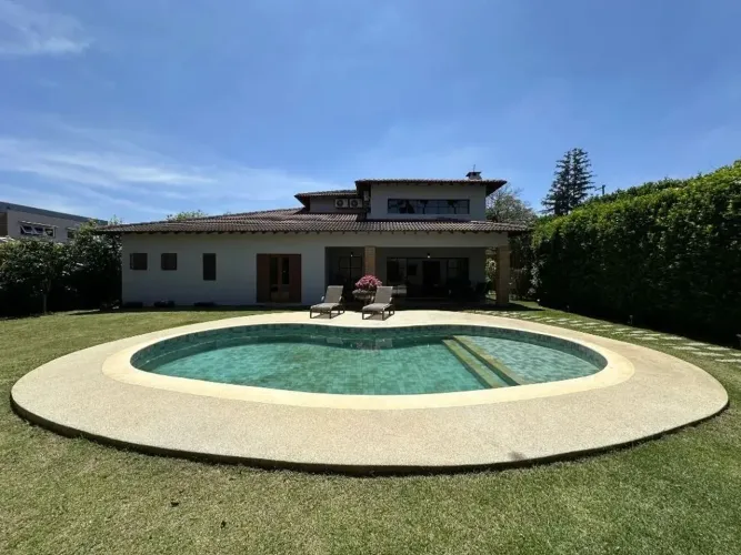Casa com 4 dormitórios à venda, 417 m² por R$ 3.490.000,00 - Granja Viana - Carapicuíba/SP