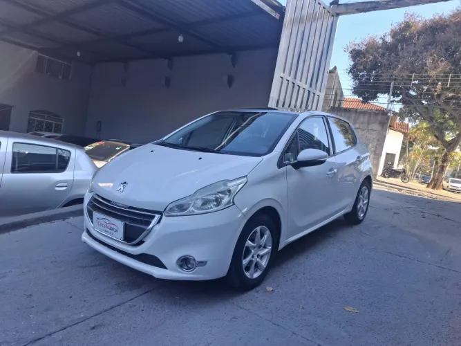 Peugeot 208 Allure 1.6 Flex 16V 5P Aut. 2016