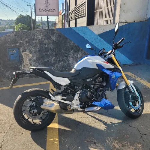 BMW F900R sport plus 2023 impecável aceito menor valor