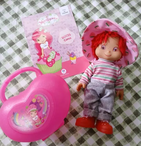 Kit Boneca Moranguinho 