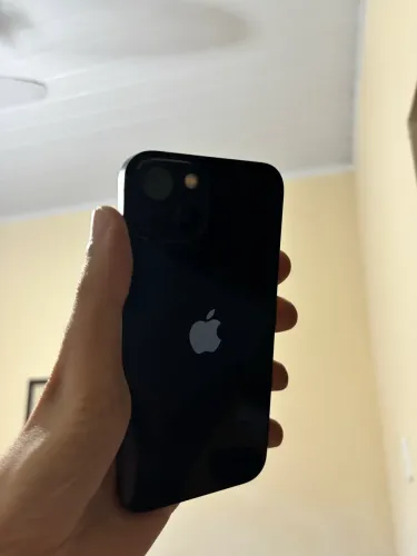 iPhone 13 128gb com nota fiscal e caixa. Bateria 100% 
