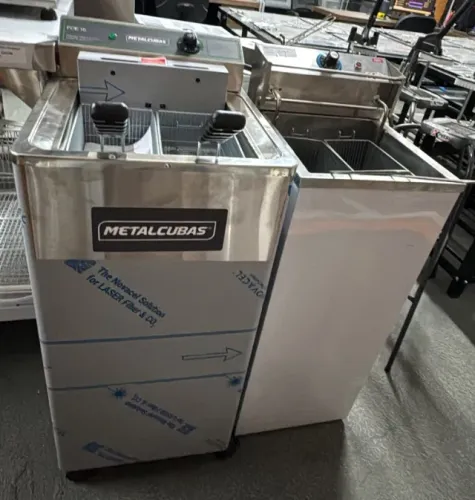 Fritadeiras Elétricas Pedestais  Consulte Condições