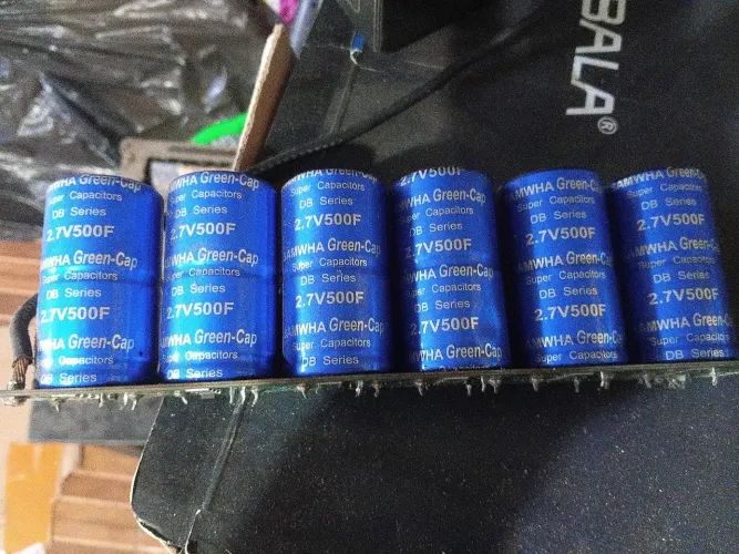 Banco de bateria capacitores