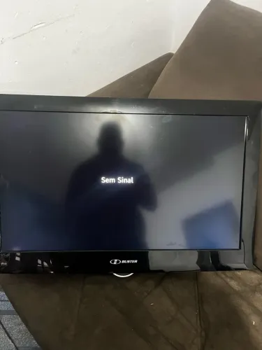 Vendo tv 32 polegadas não smart + aparelho q transforma tv em smart!!!
