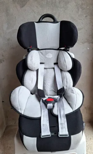 Cadeirinha de bebê para carro