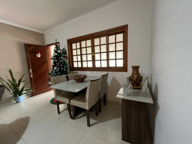Casa à Venda 3 quartos - Vila Pacífico - Bauru - SP