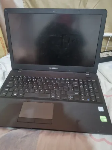 Notebook Samsung NP300E5M