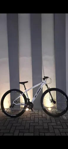 Bike KSW Aro 29 com kit de luz