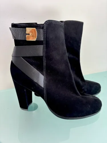 Bota Arezzo 37 Semi-Nova