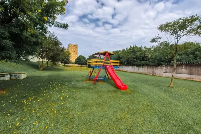 Invista ou More Bem Apartamento à Venda por R$ 145.000